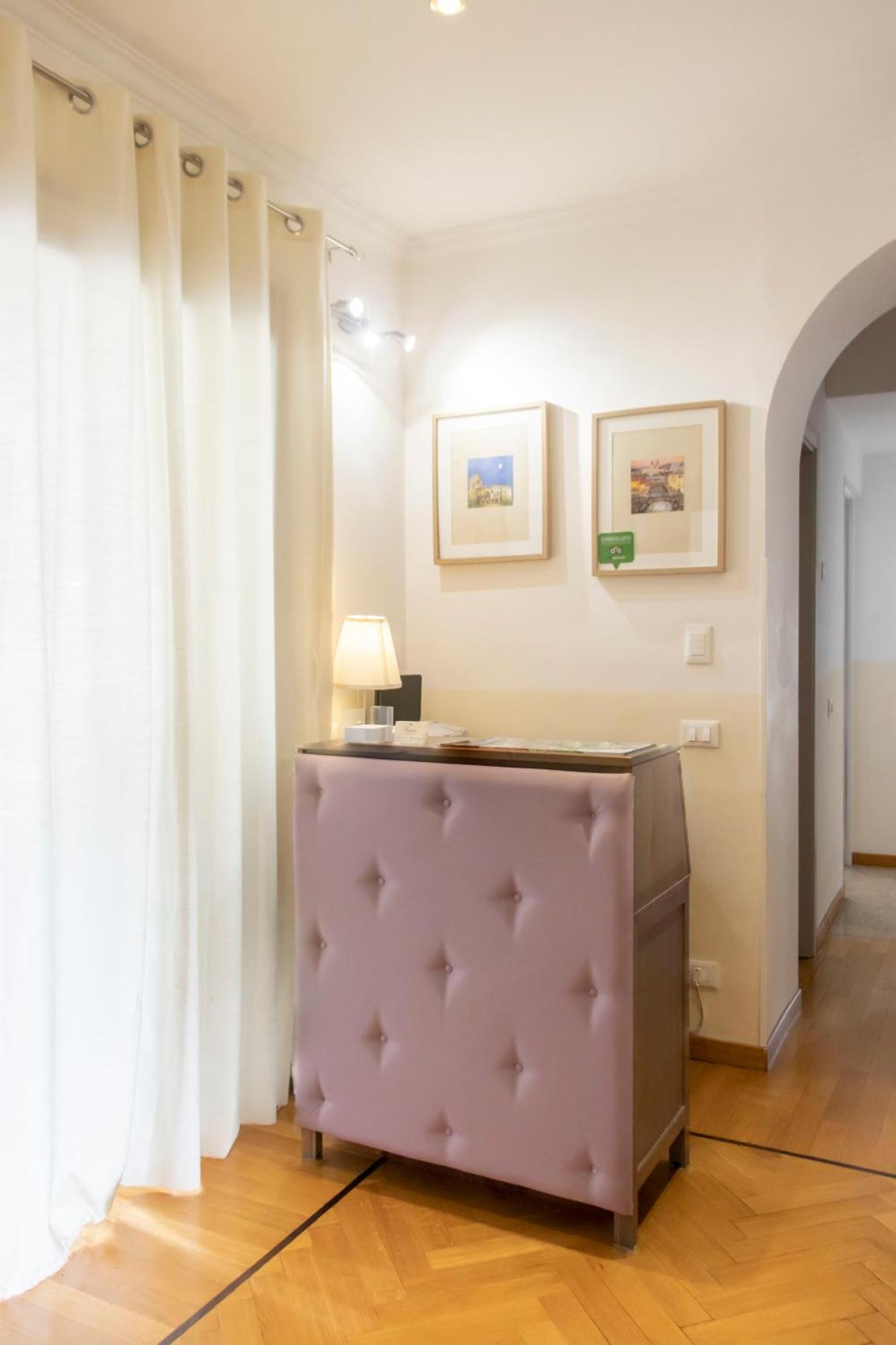 Bed & Breakfast Biancoreroma 2*