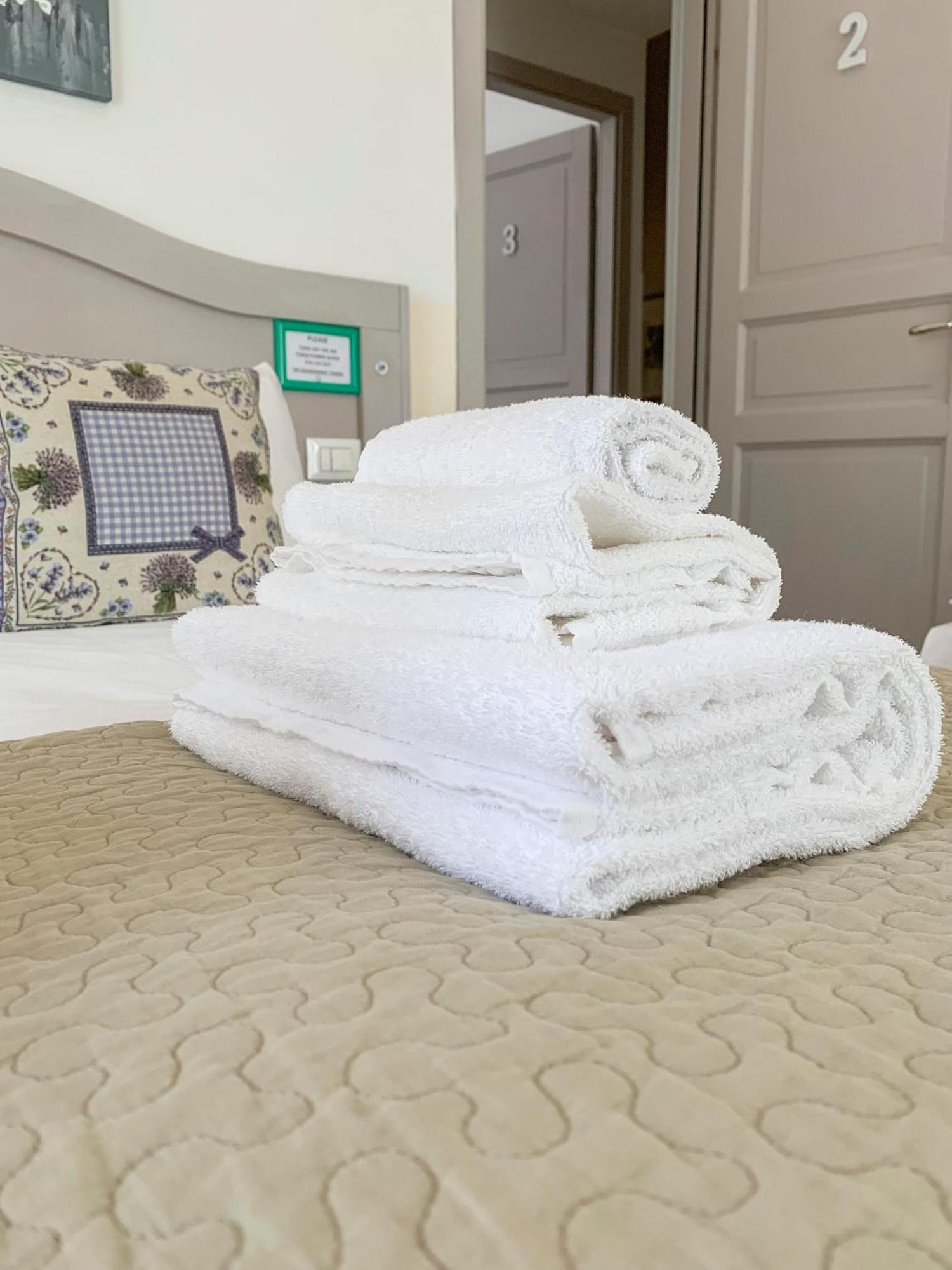 Bed & Breakfast Biancoreroma 2*