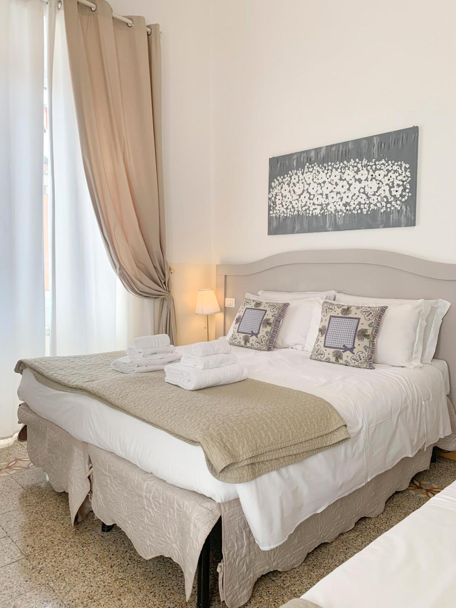 Biancoreroma Bed & Breakfast 2*
