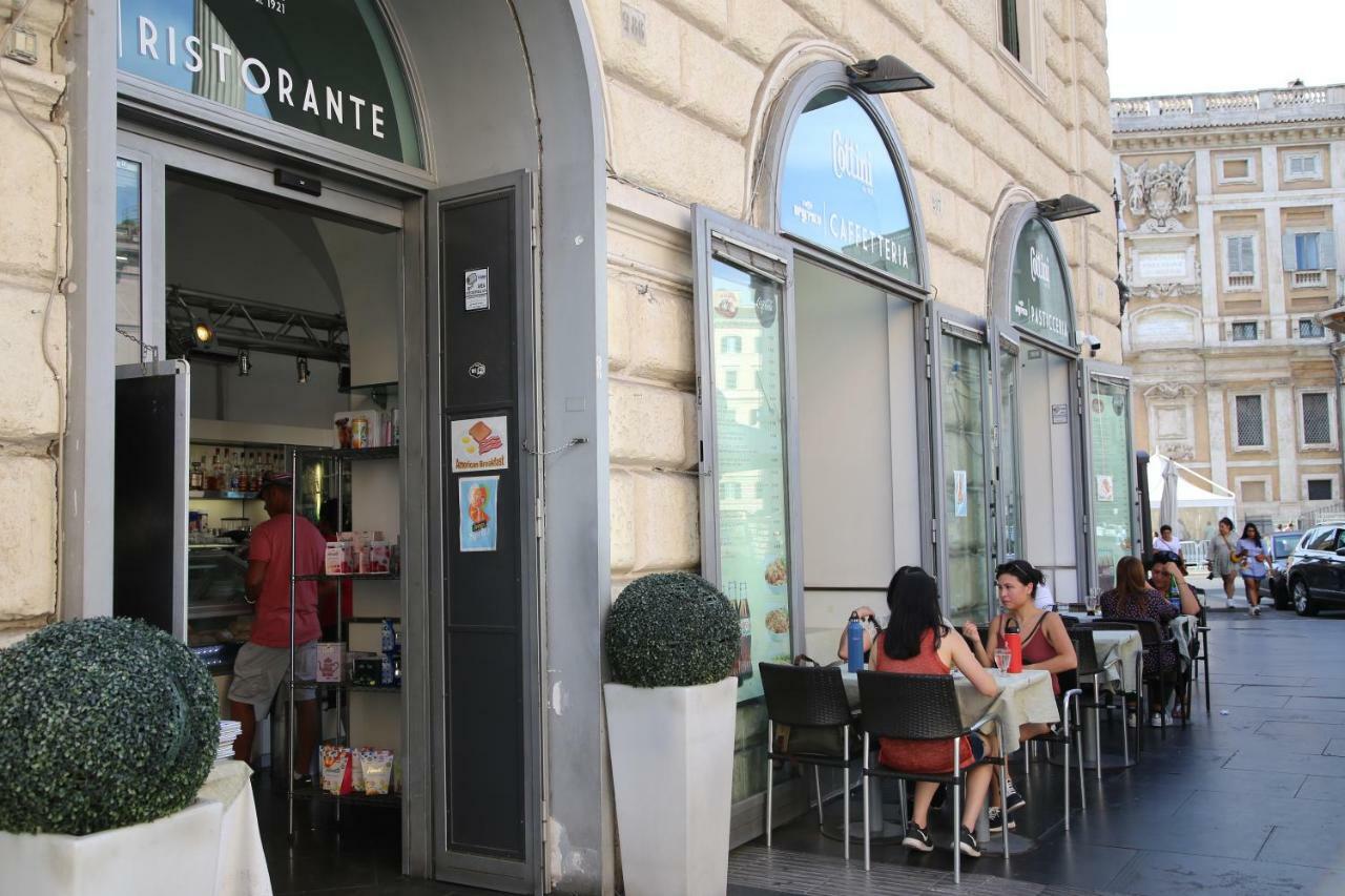 Bed & Breakfast Biancoreroma 2*